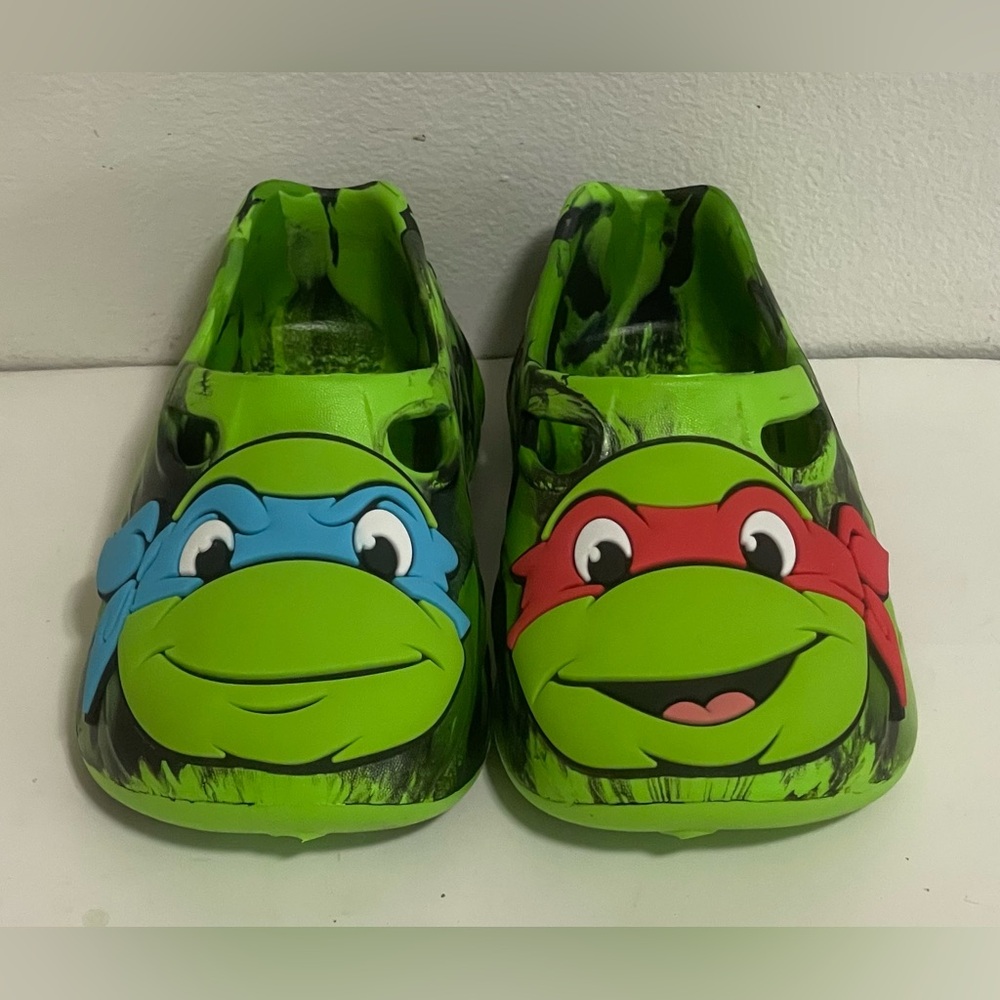 Kids Green Ninja Turtle Slip-On Shoes with Red & Blue Turtles
